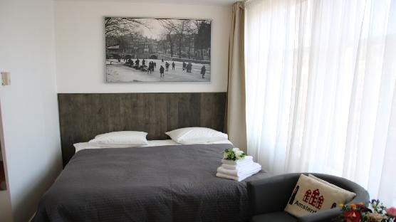 Albert Cuyp III B studio Amsterdam