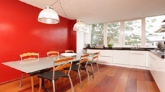 Luxurious apartment in famous Pijp area