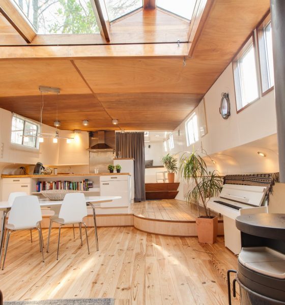Montelbaan-Houseboat-Amsterdam
