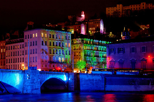 Bonaparte-bridge-and-the-old-town-fourviere-hill-during-light-festedited