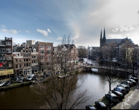 Neighborhood Singel apartment Amsterdam