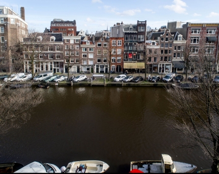 Street Parking Singel apartment Amsterdam