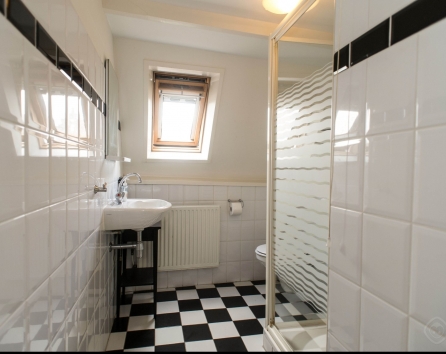 Bathroom Easy Living apartment Amsterdam