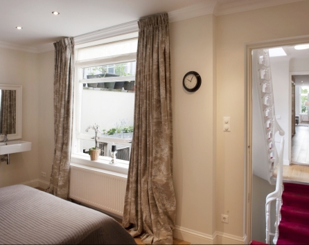 junior bed room + sink