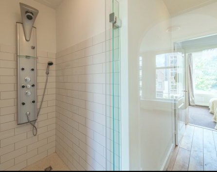 Shower Jordaan Westerstraat Apartment 1 Amsterdam