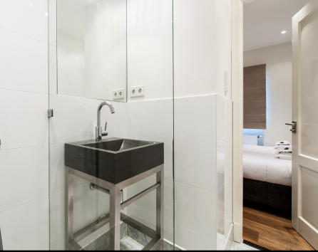 Bathroom Vondelpark Suite I Amsterdam