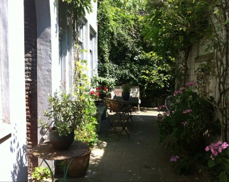 studio entrance ID 371