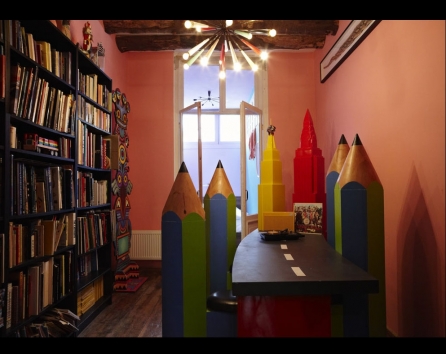 library/living room