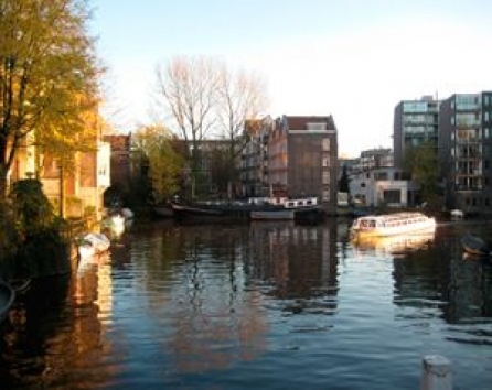 view from bridge peperstraat